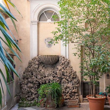 Homehouse Serpenti - Colosseum - Rione Monti Roma Eksteriør bilde